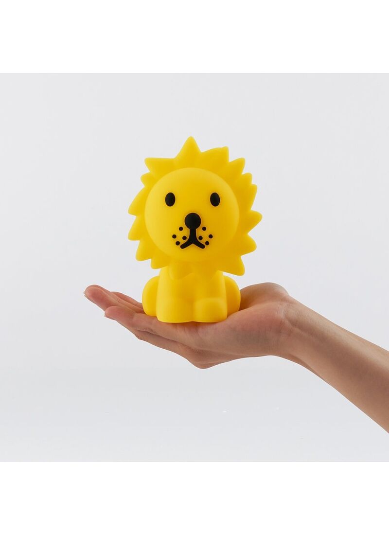 LION BUNDLE OF LIGHT