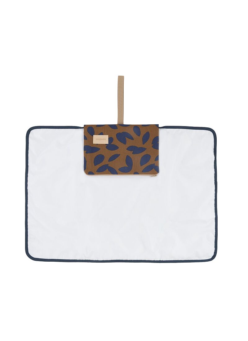 CHANGING PAD BLUE LEAVES