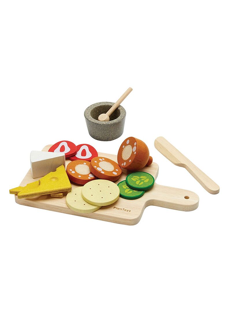 CHEESE & CHARCUTERIE BOARD