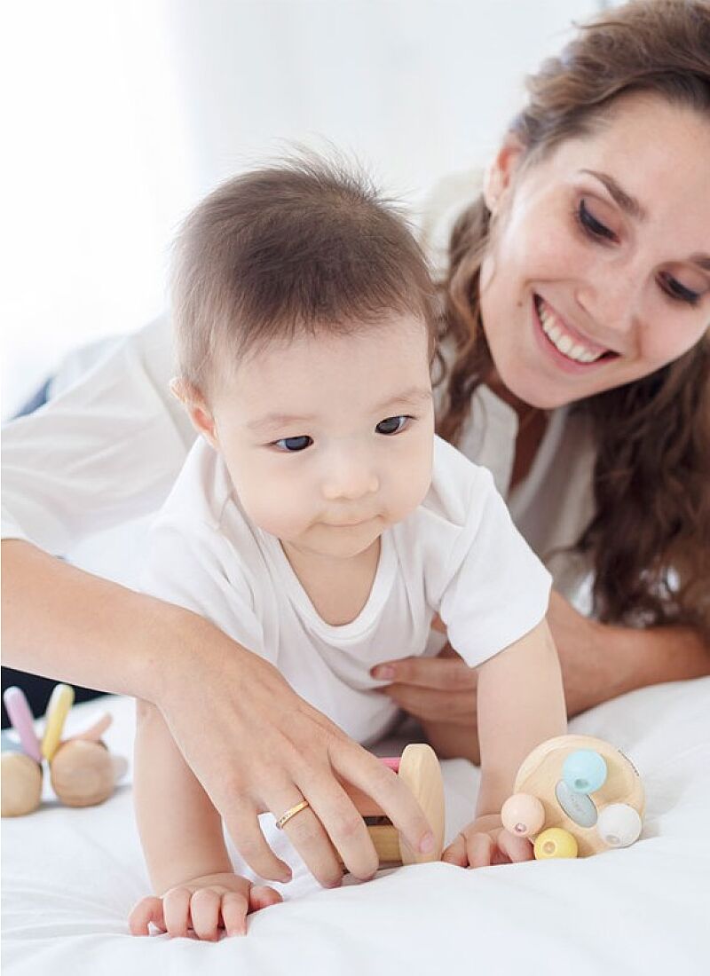 WOODEN RATTLE BELL PASTEL