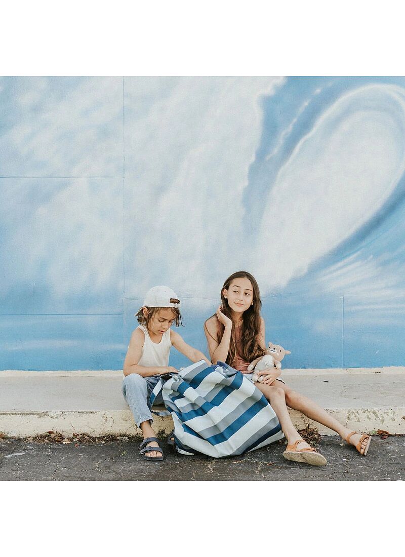 OUTDOOR PLAY MAT-STORAGE BAG BLUE/GREEN STRIPES