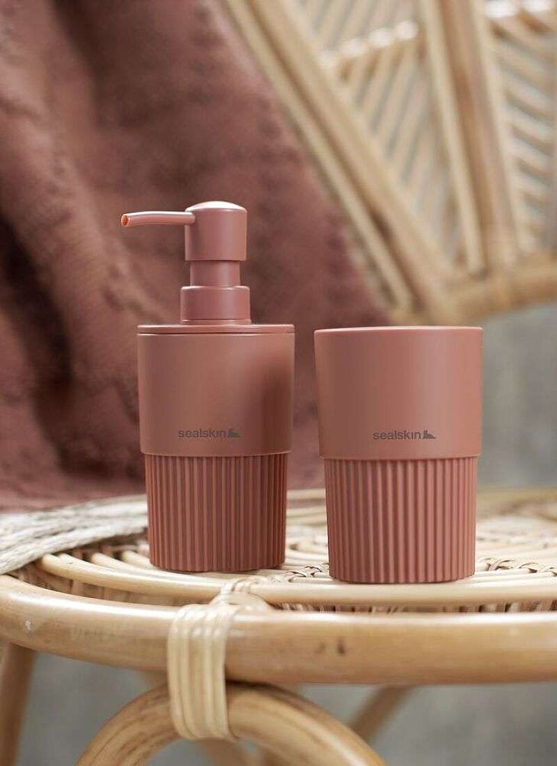 SOAP DISPENSER BRAVE DARK PINK