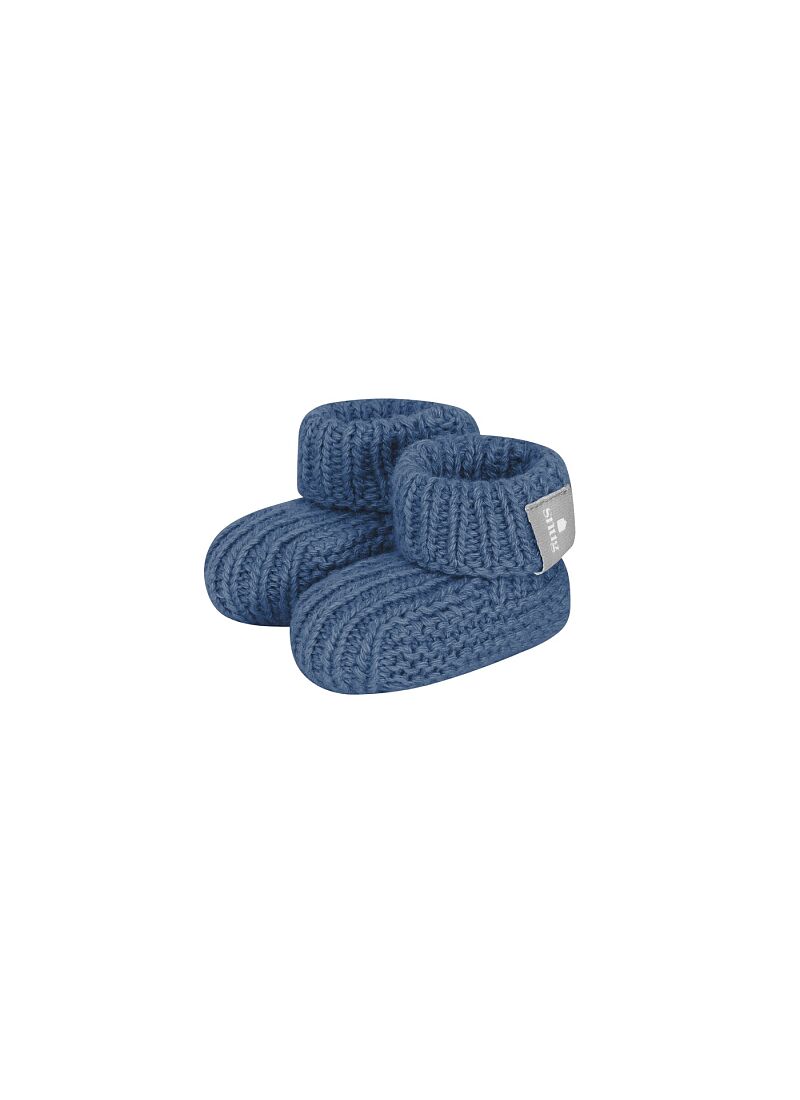 KNITTED BOOTIES BLUE
