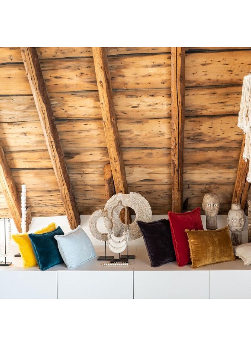 CUSHION FARA UNI PAON (45x45)