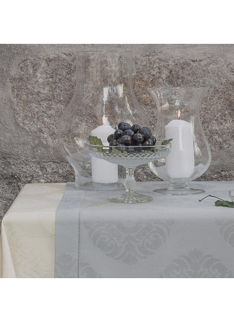 JACQUARD TABLECLOTH WITH AJOUR GREY